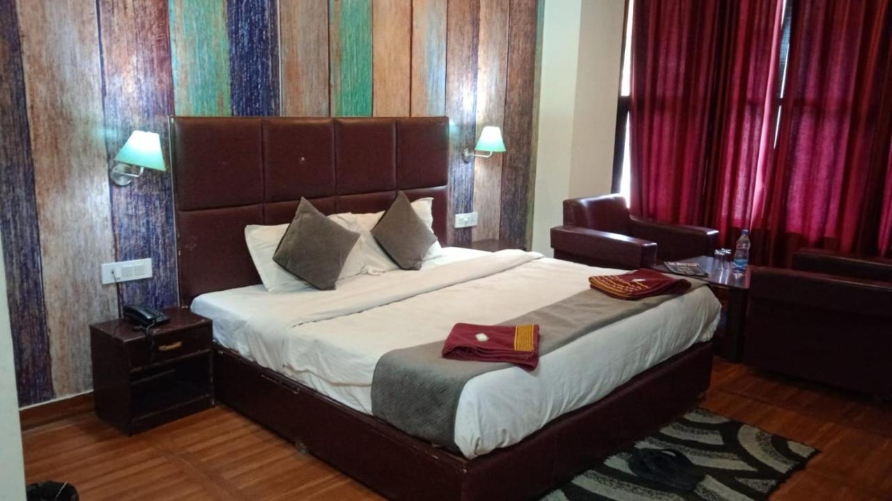 Hadimba Rock Hotel Manali Kültér fotó