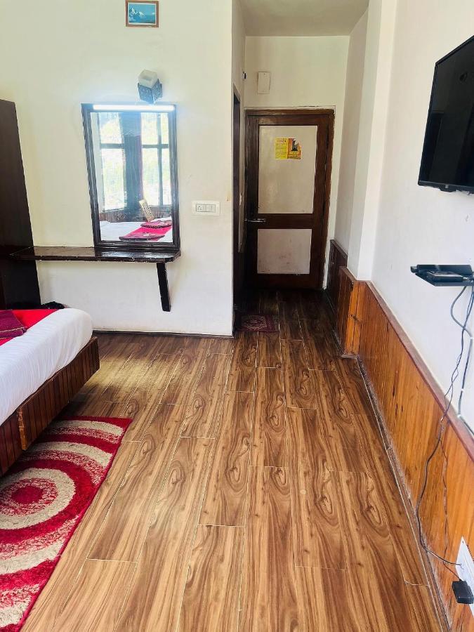 Hadimba Rock Hotel Manali Kültér fotó